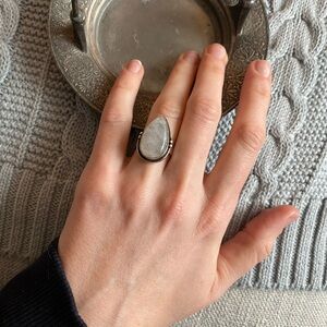 Elegant Silver Teardrop Ring